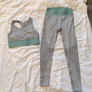 Gymshark Set. Small Top and XS Bottom.